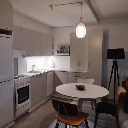 Linnankatu 25 شقة *